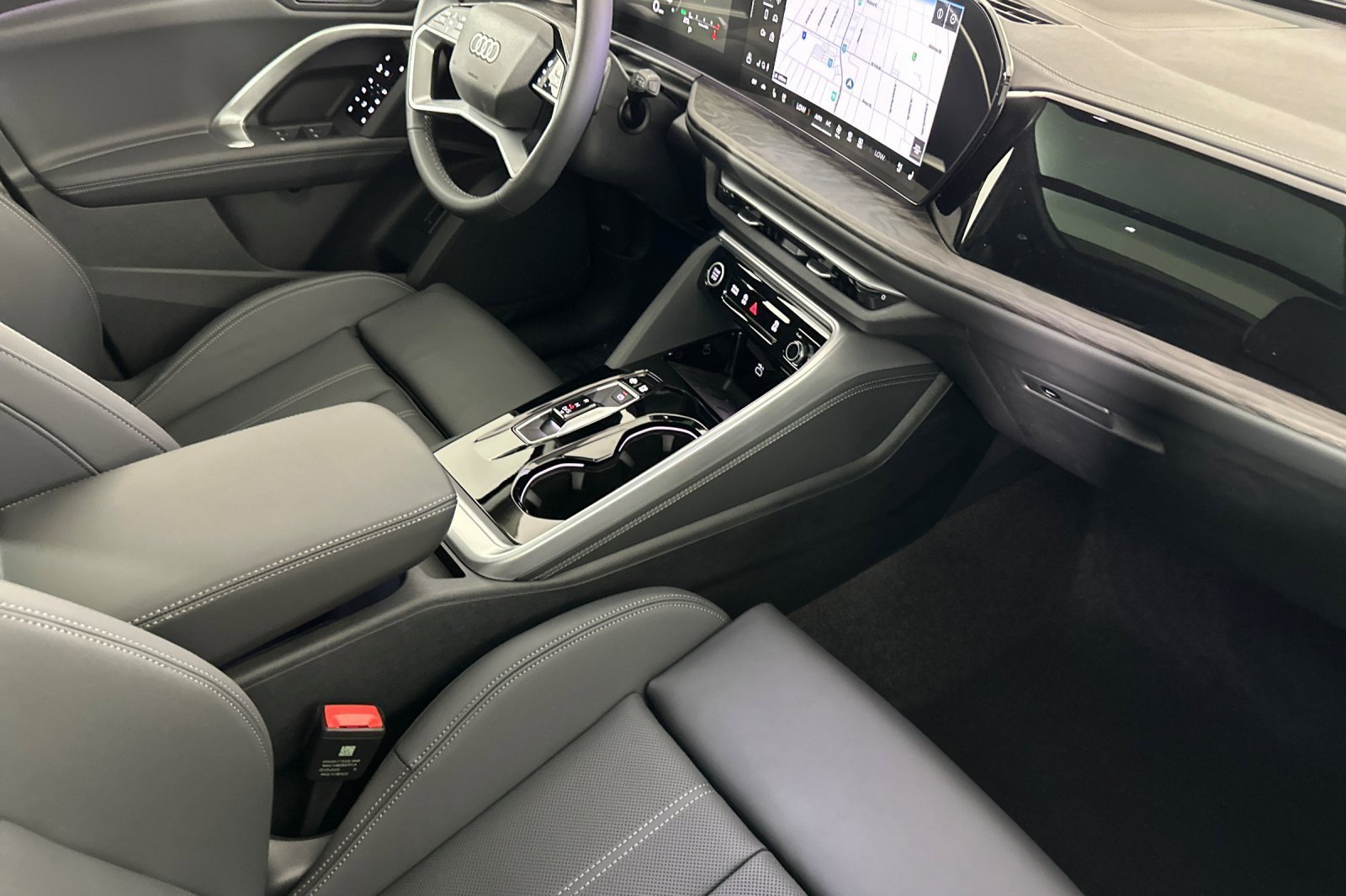New 2025 Audi Q5 Premium Plus image 15