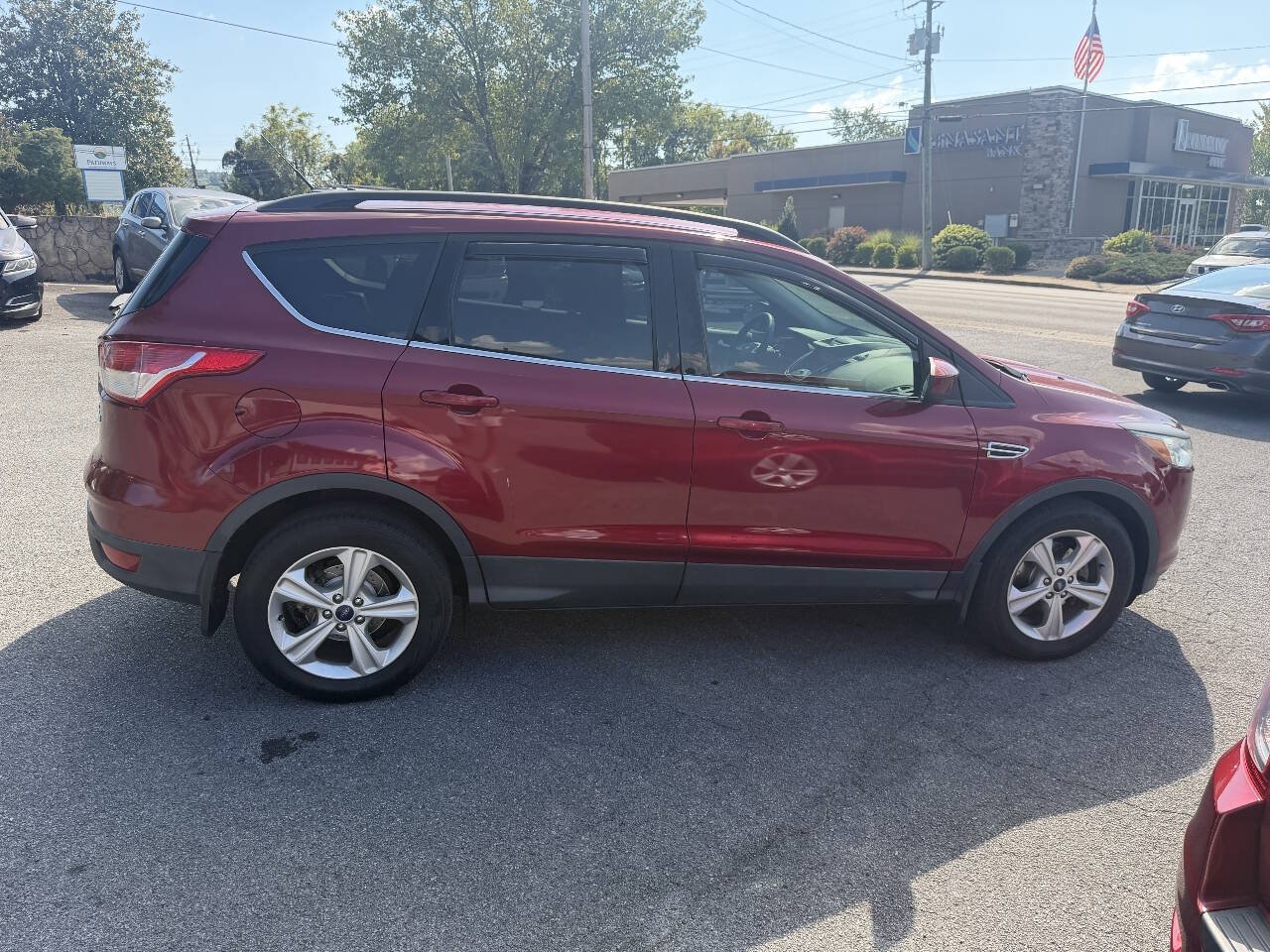 Used 2014 Ford Escape SE w/ Equipment Group 201A FWD image 5