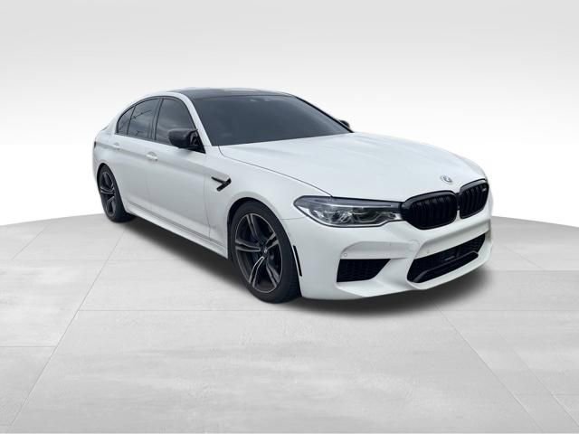 Used 2018 BMW M5 image 1