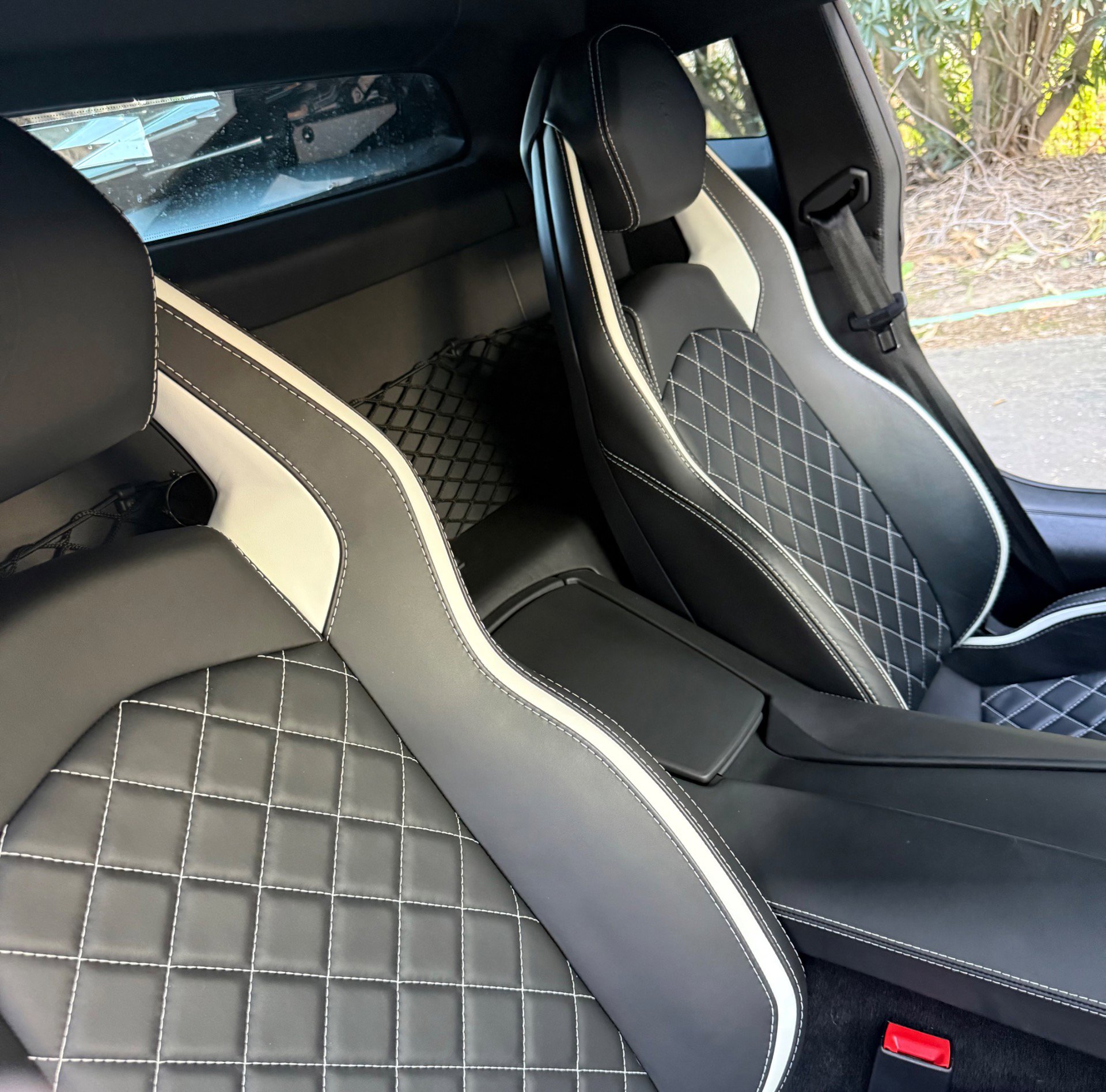 Used 2017 Lamborghini Aventador S image 21