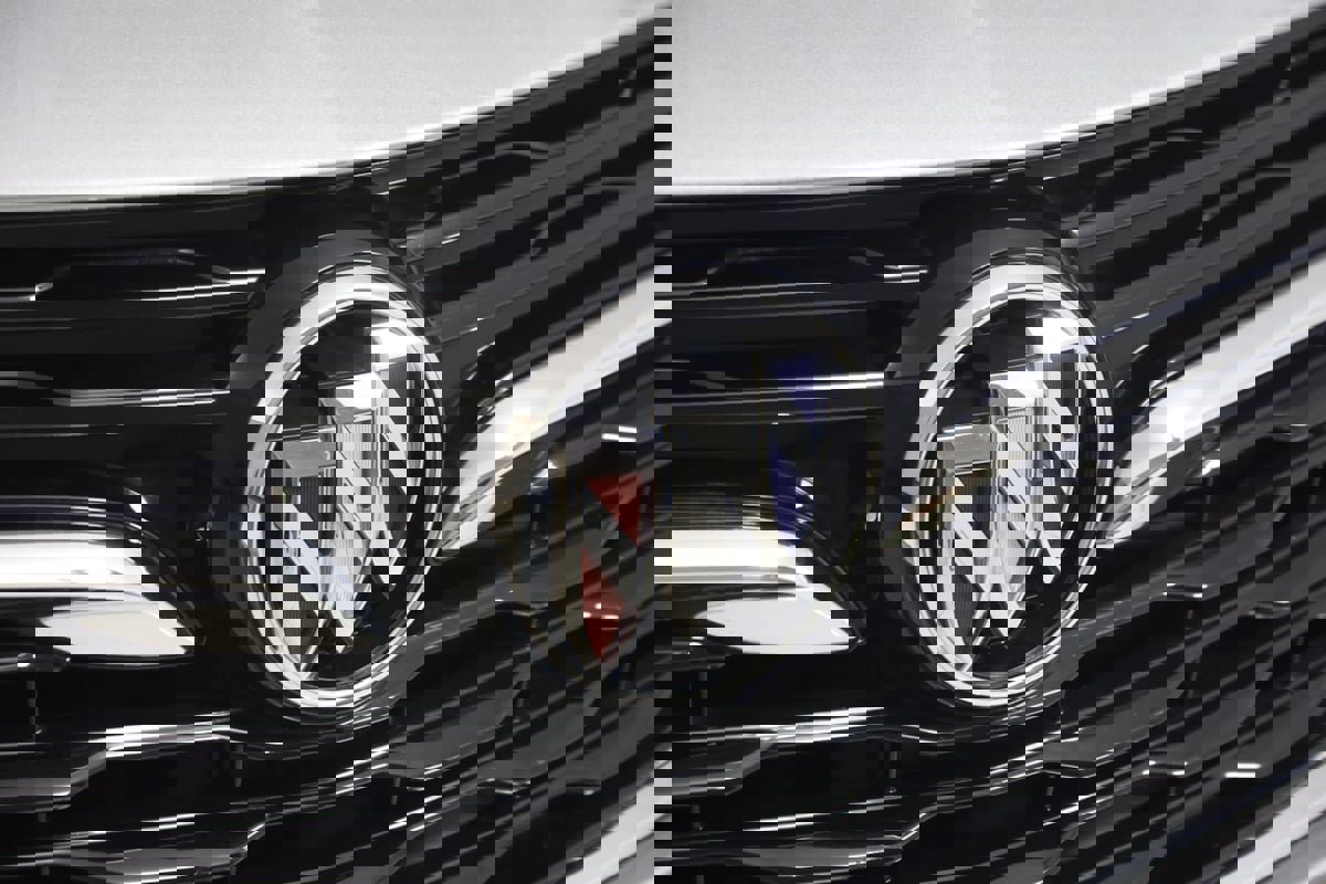 Used 2023 Buick Encore GX Select w/ Safety Package II image 14