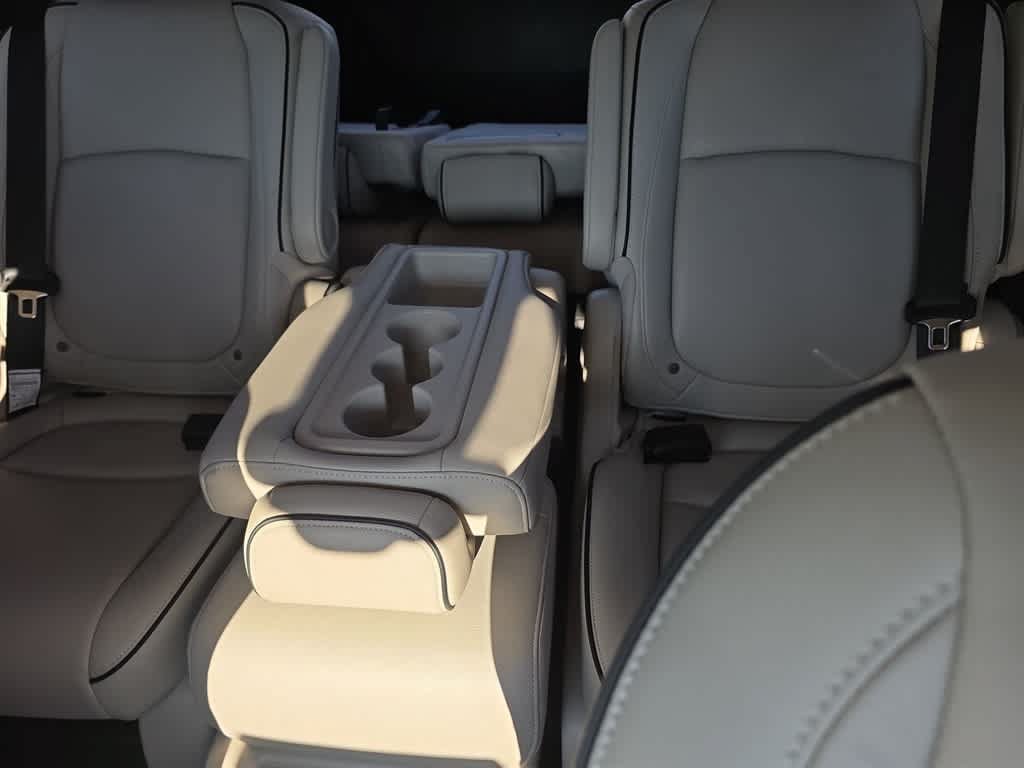 Certified 2026 Honda Odyssey Touring image 14
