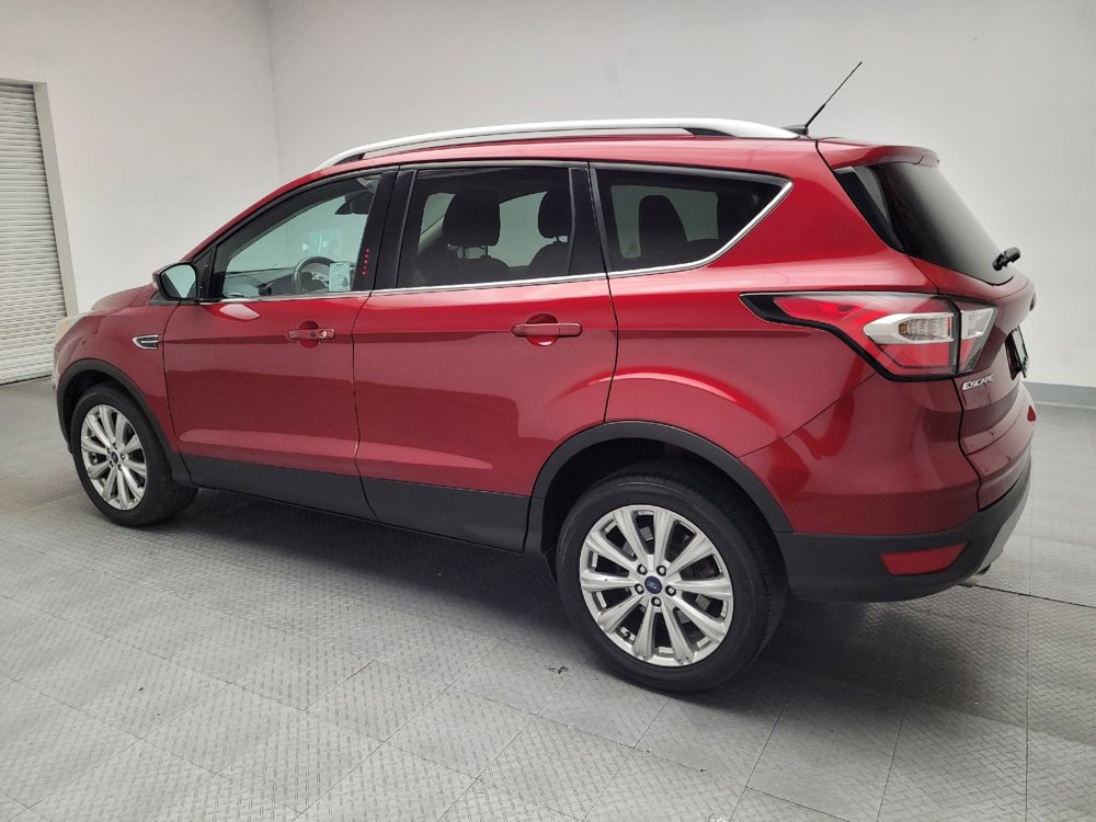 Used 2017 Ford Escape Titanium image 3