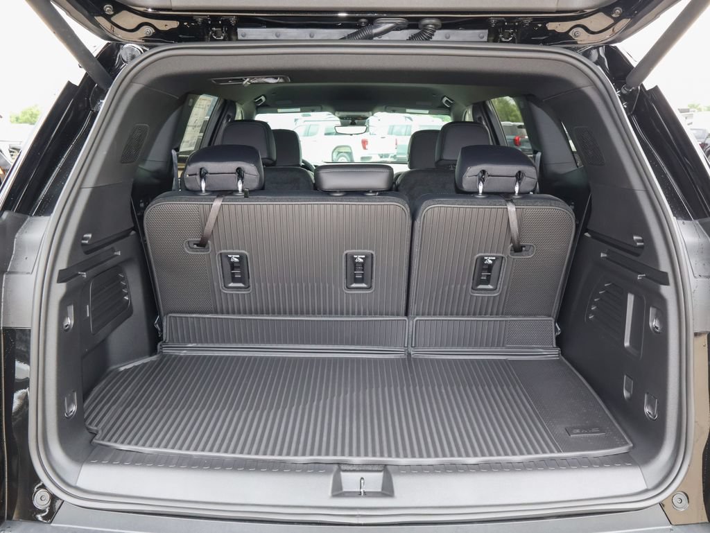New 2027 GMC Acadia Elevation w/ Black Edition FWD image 5