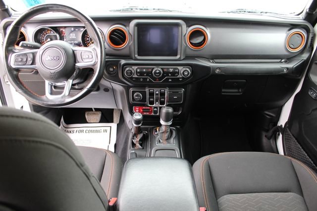 Used 2023 Jeep Gladiator Mojave w/ Cold Weather Group image 11