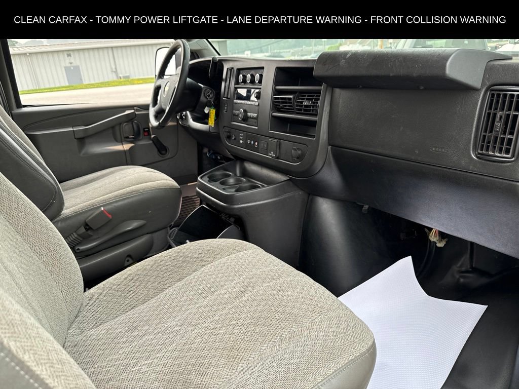 Used 2021 Chevrolet Express 3500 RWD image 32