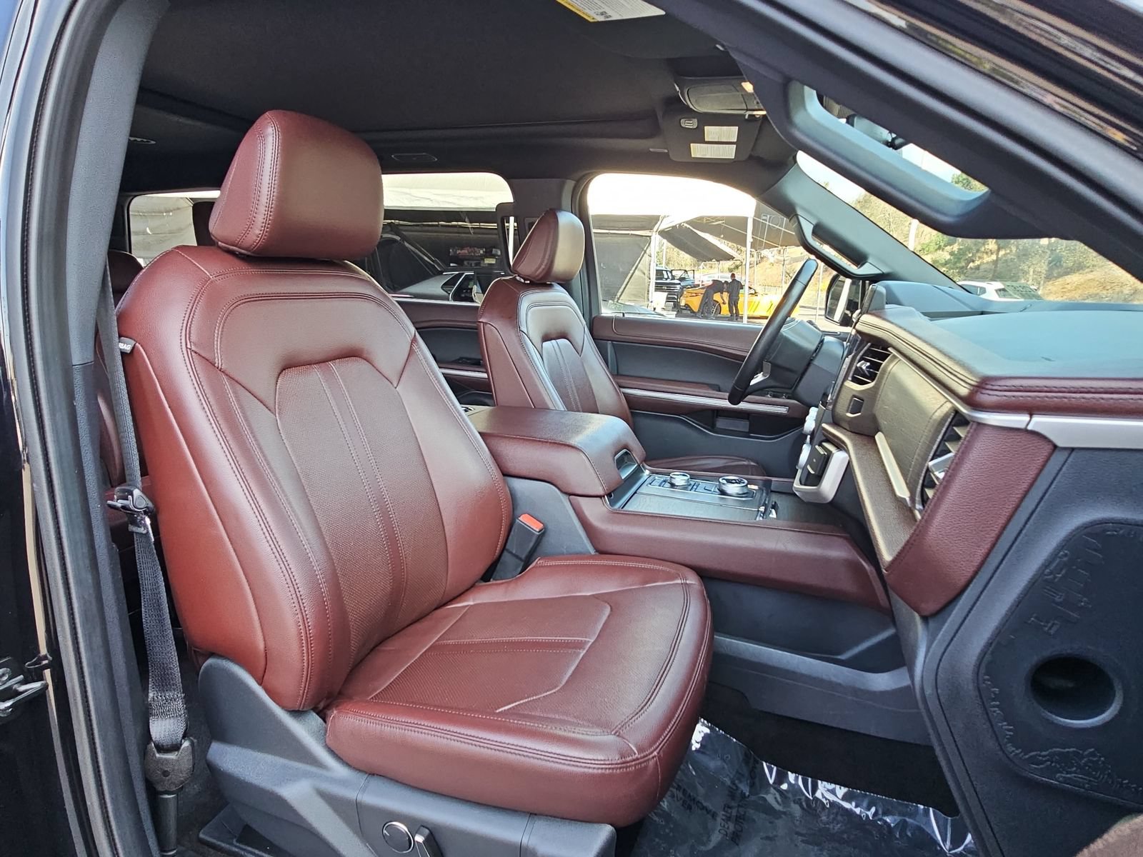 Used 2022 Ford Expedition Limited AWD/4WD image 10