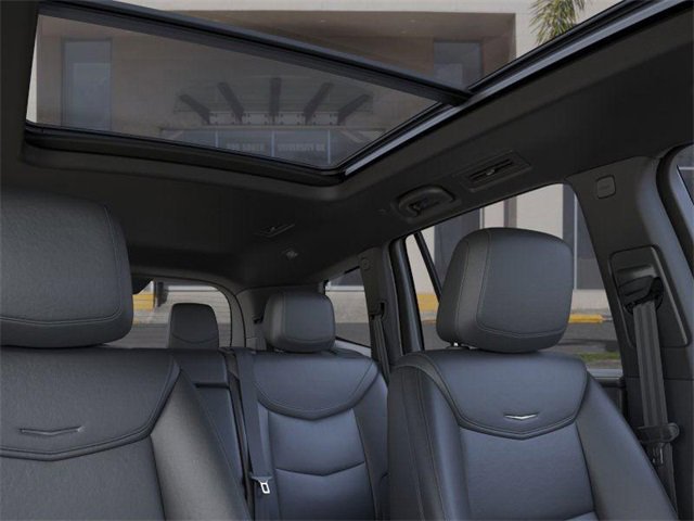 New 2025 Cadillac XT6 Luxury image 24