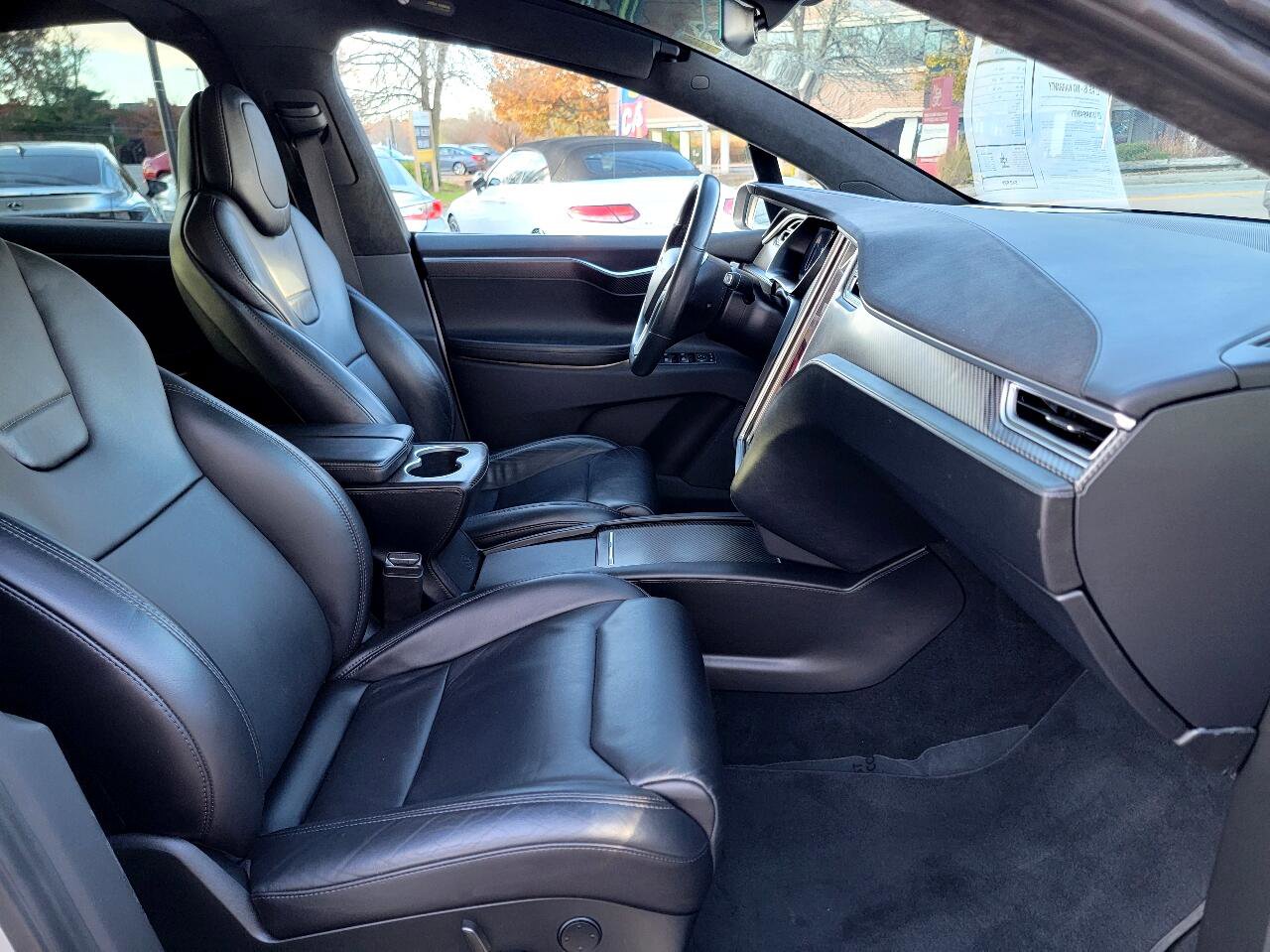 Used 2017 Tesla Model X 75D image 25