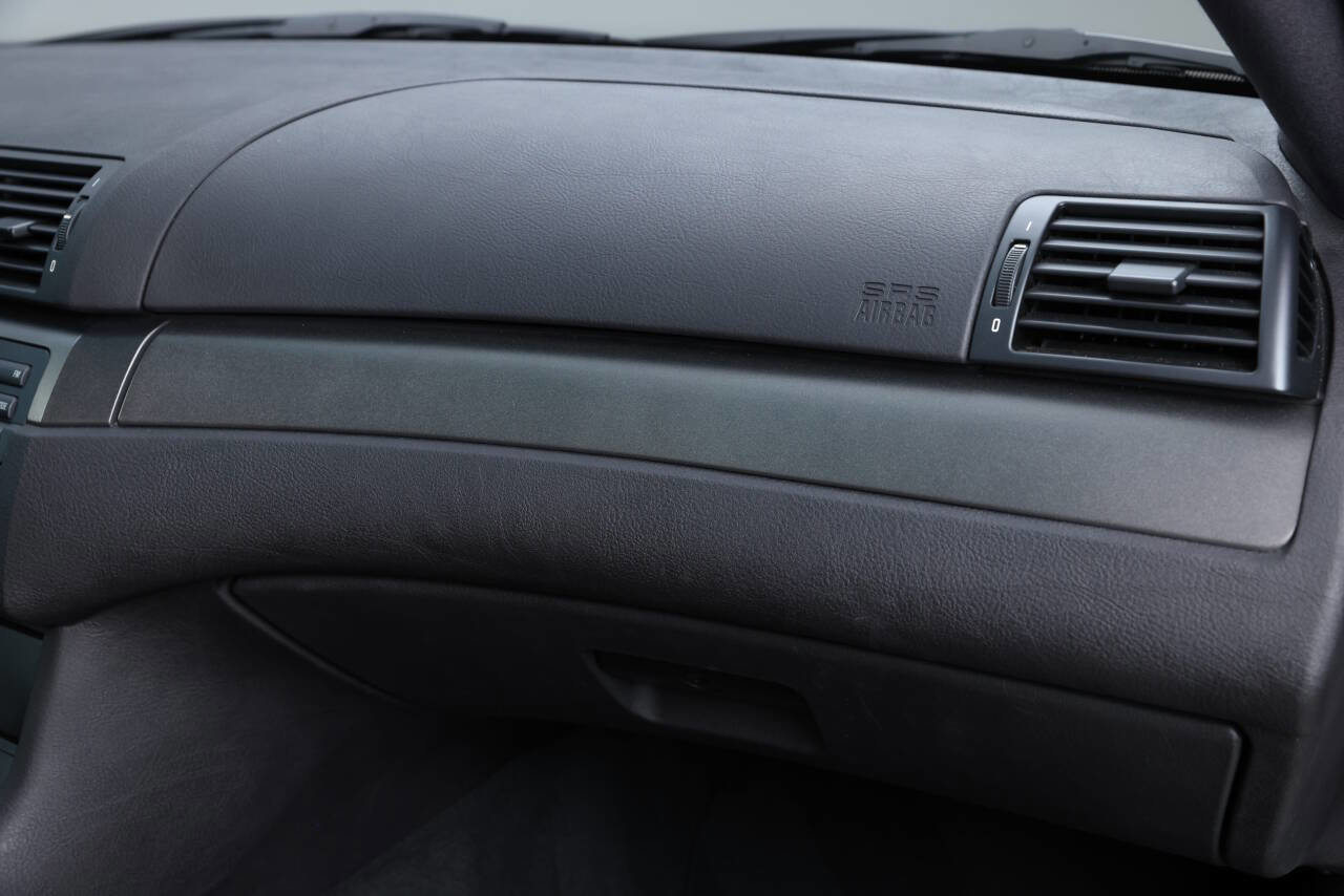 Used 2004 BMW M3 Coupe image 60