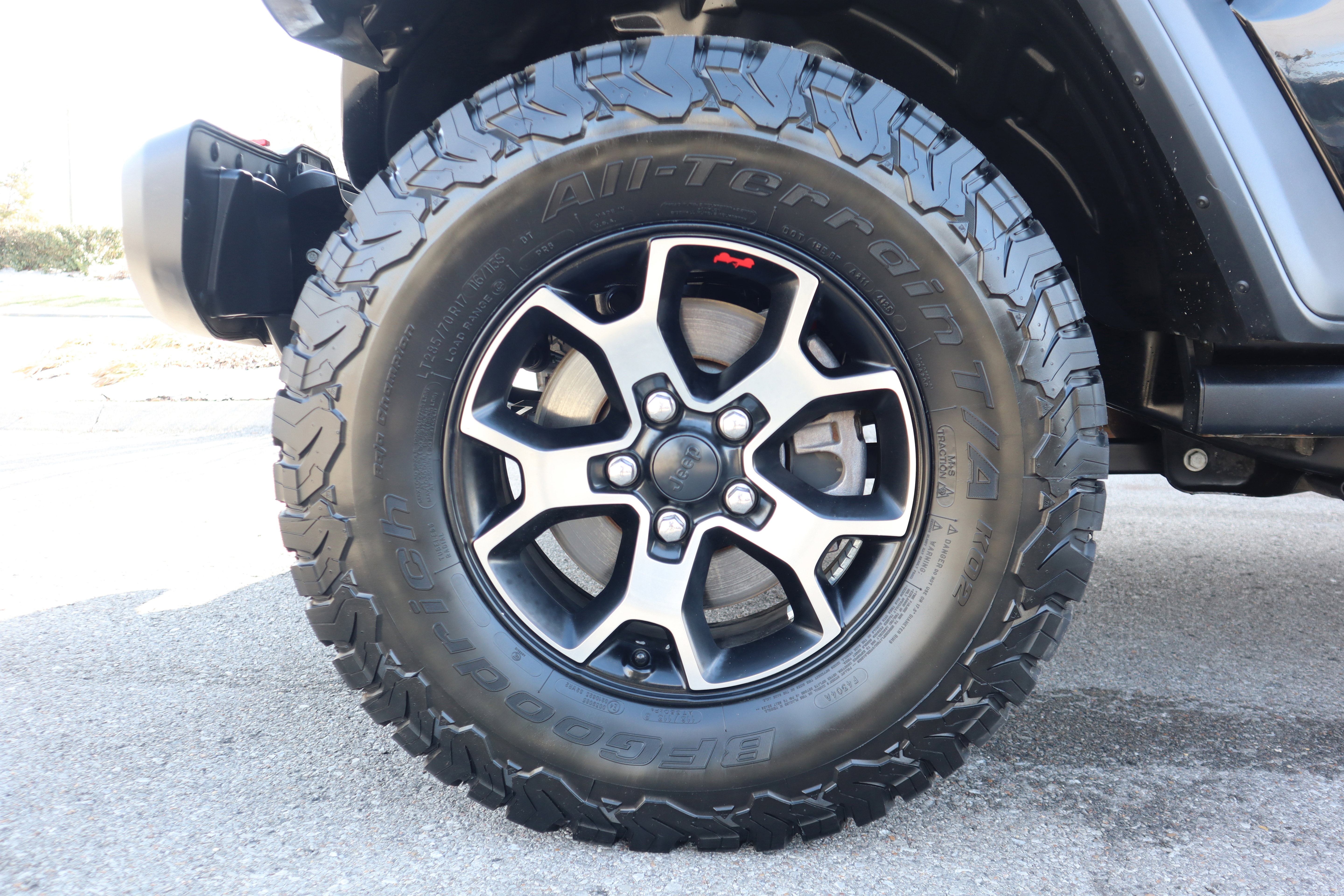 Used 2018 Jeep Wrangler Unlimited Rubicon image 11