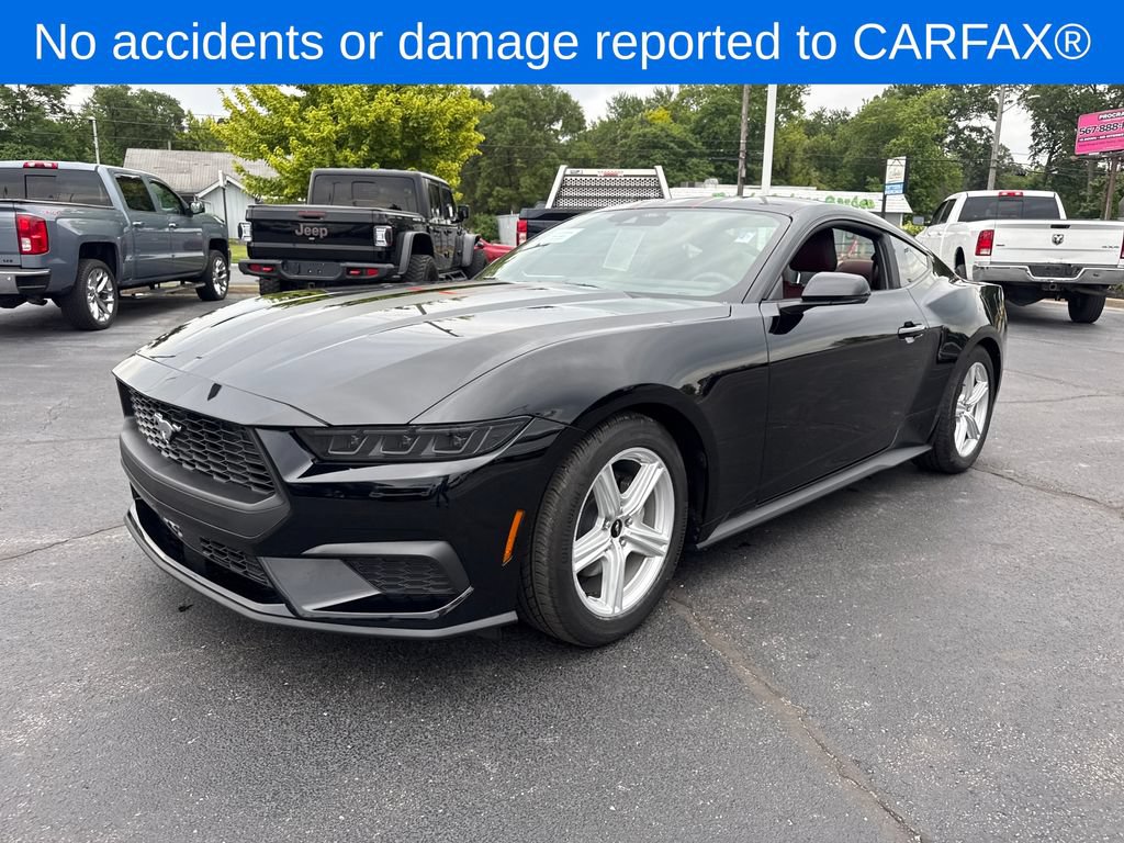 Used 2026 Ford Mustang Premium RWD image 2