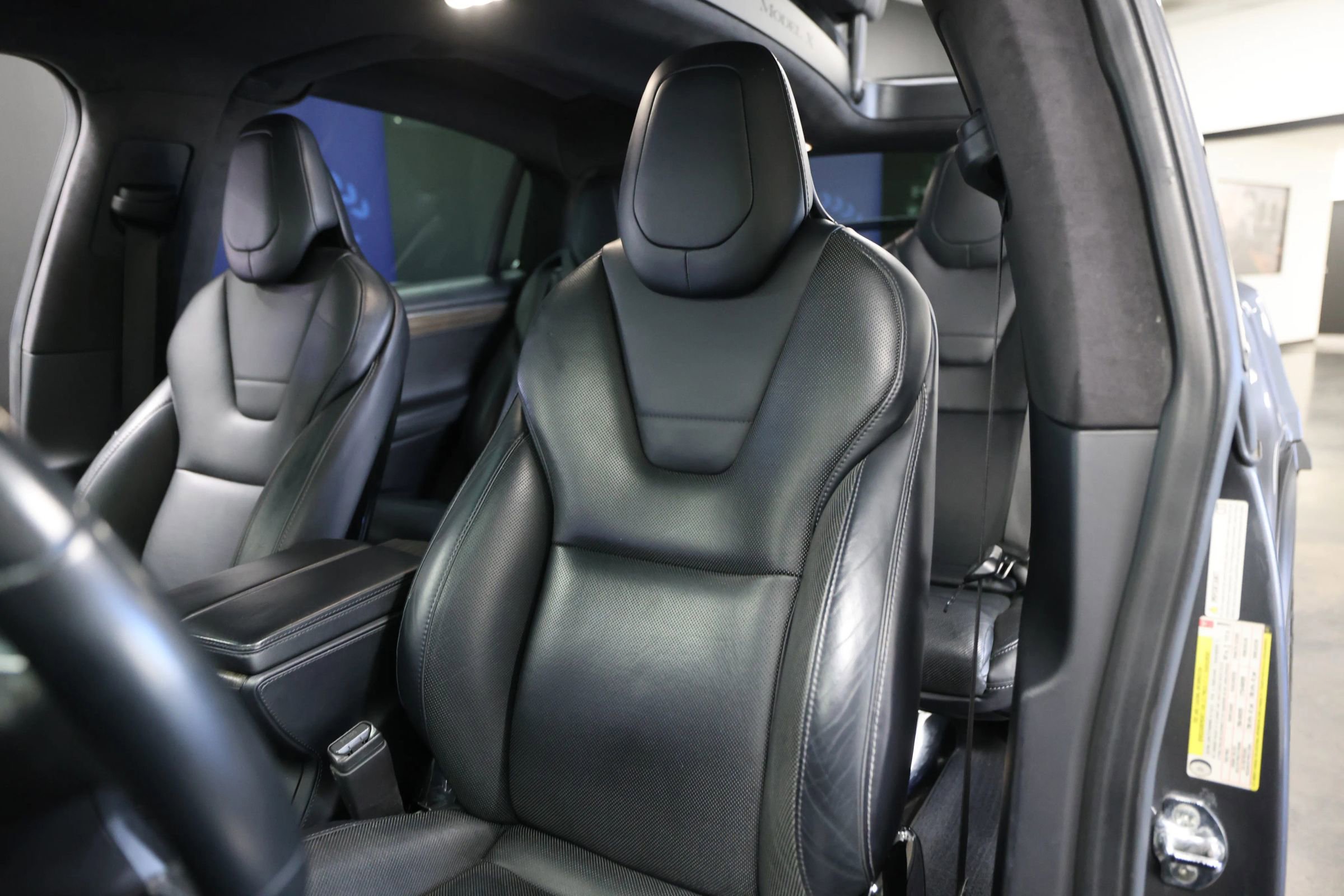 Used 2016 Tesla Model X 90D image 25