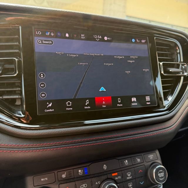Used 2024 Dodge Durango GT AWD/4WD image 27