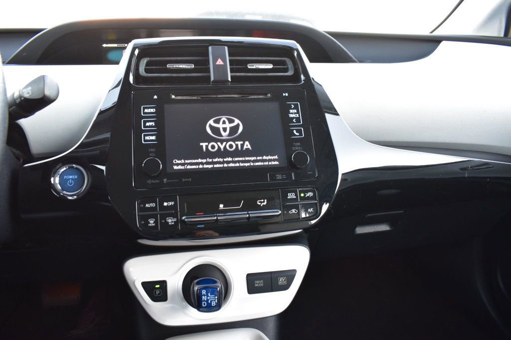 Used 2016 Toyota Prius Three Touring FWD image 32