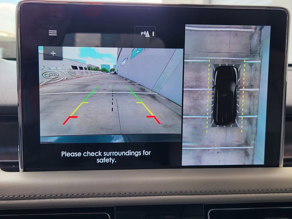 Used 2023 Lincoln Aviator Reserve w/ Equipment Group 201A image 16