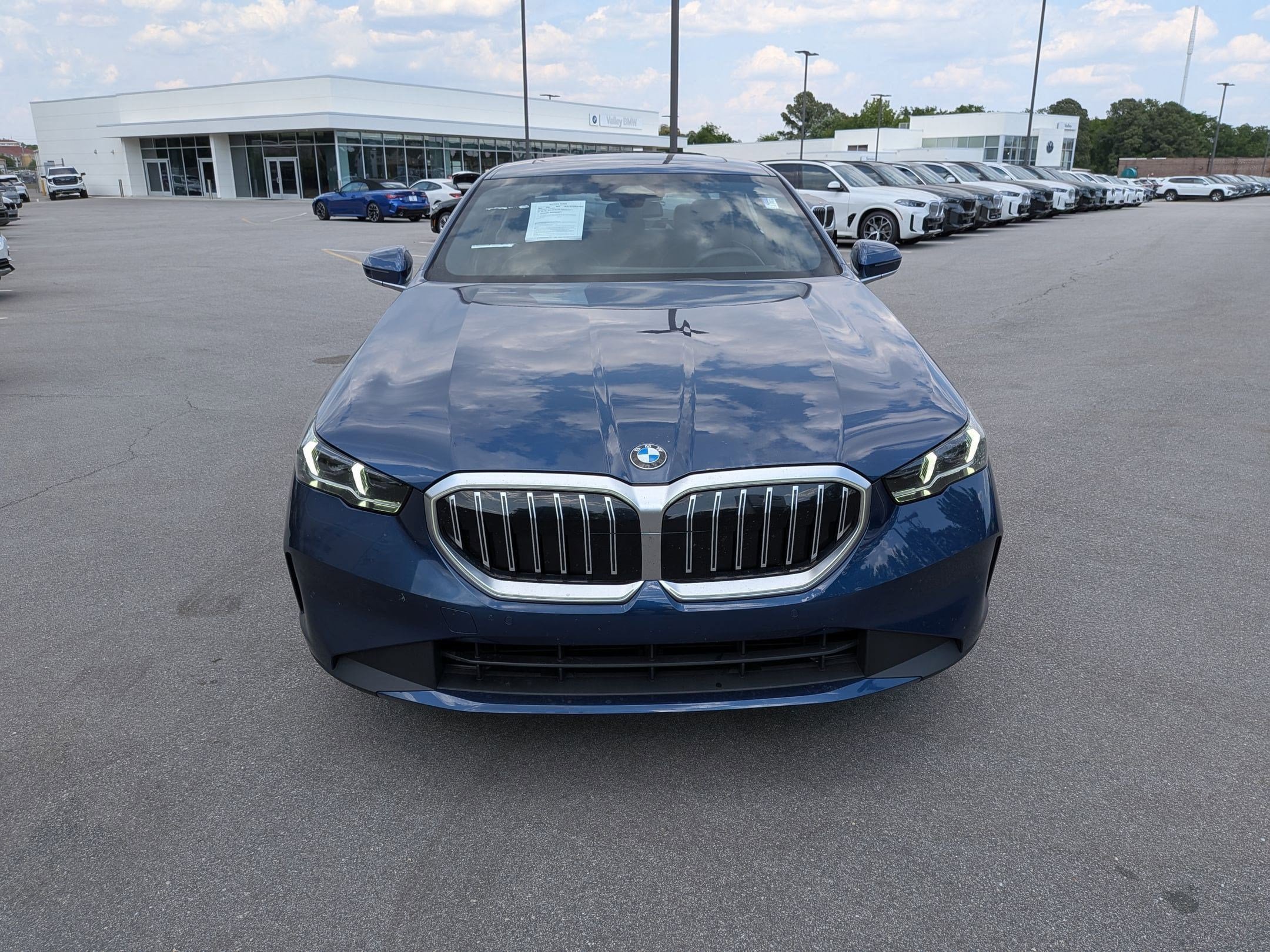 Used 2025 BMW 530i RWD image 8