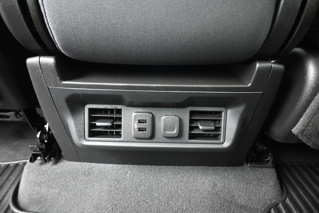 Used 2019 GMC Sierra 1500 SLE w/ X31 Off-Road Package AWD/4WD image 36