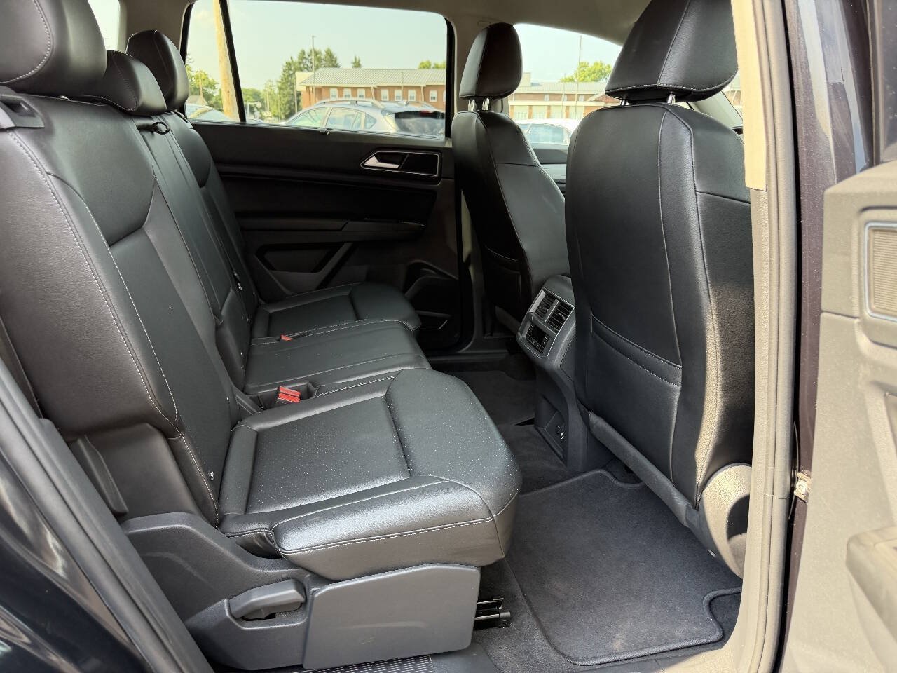 Used 2018 Volkswagen Atlas SE AWD/4WD image 15