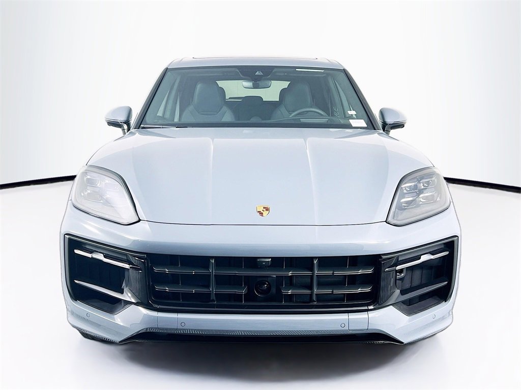 New 2026 Porsche Cayenne GTS image 6