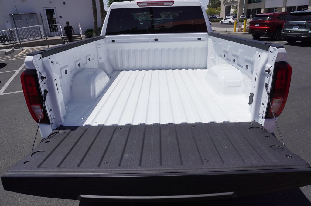 Certified 2026 GMC Sierra 1500 Elevation AWD/4WD image 9
