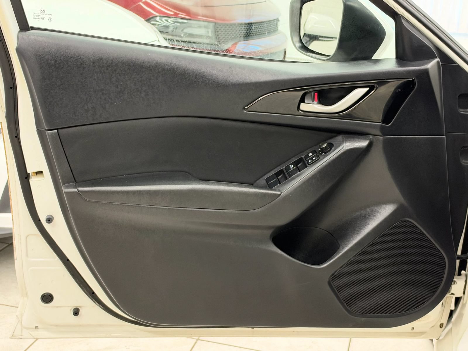 Used 2016 MAZDA MAZDA3 i Sport w/ Preferred Equipment Package FWD image 16