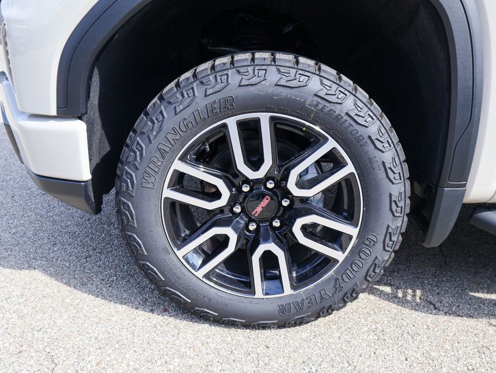 New 2026 GMC Sierra 1500 AT4 w/ AT4 Premium Package AWD/4WD image 36