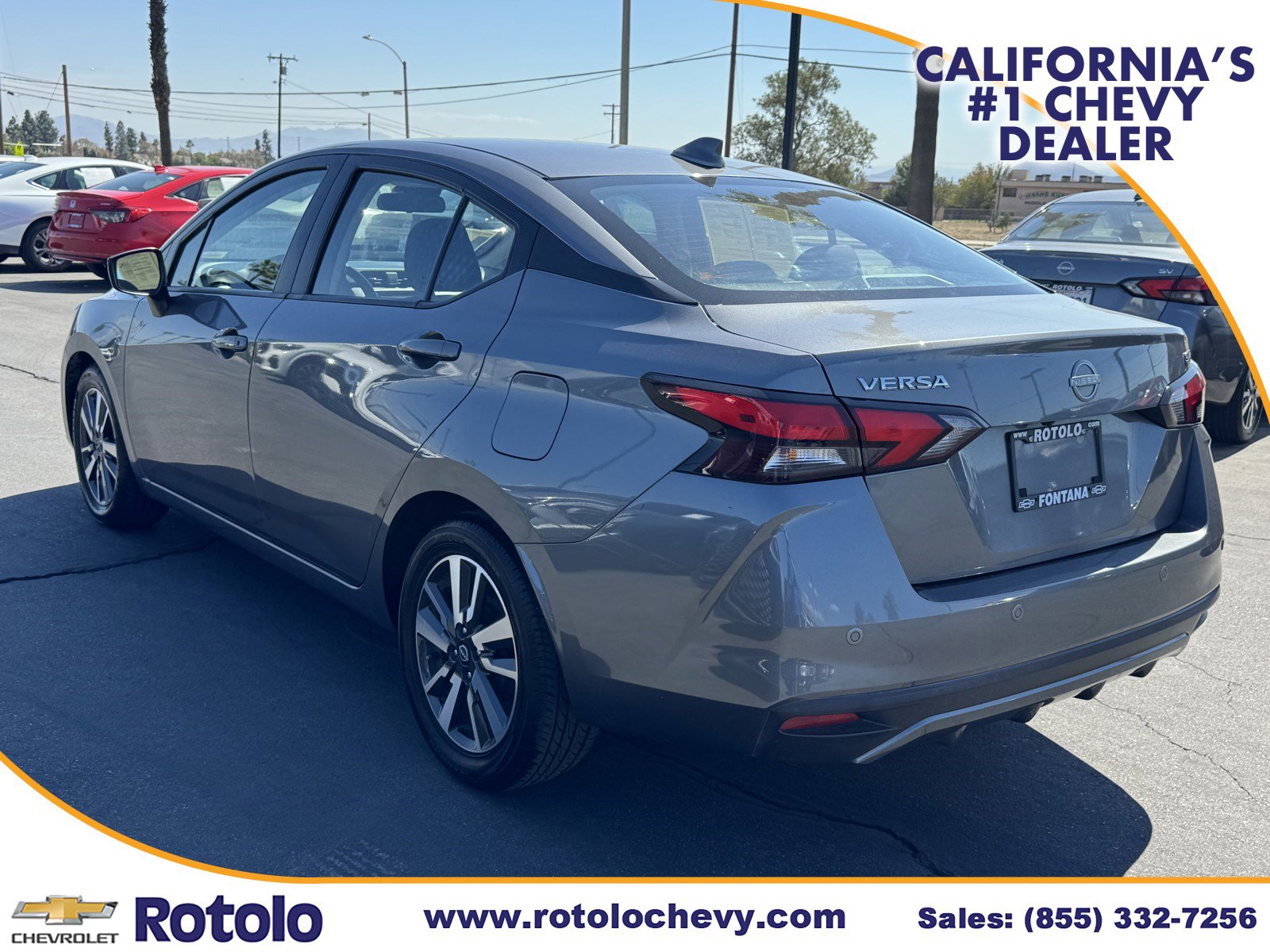 Used 2024 Nissan Versa SV FWD image 4