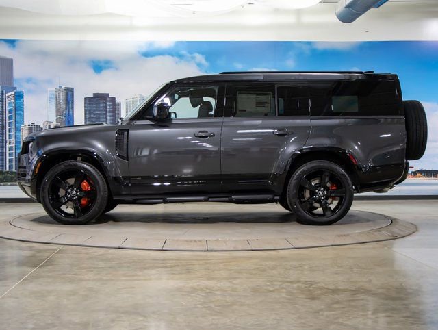 Used 2025 Land Rover Defender 130 X image 6