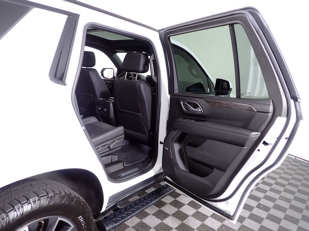 Used 2022 Chevrolet Tahoe Z71 AWD/4WD image 36