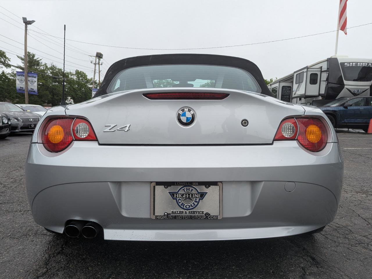 Used 2004 BMW Z4 3.0i RWD image 9
