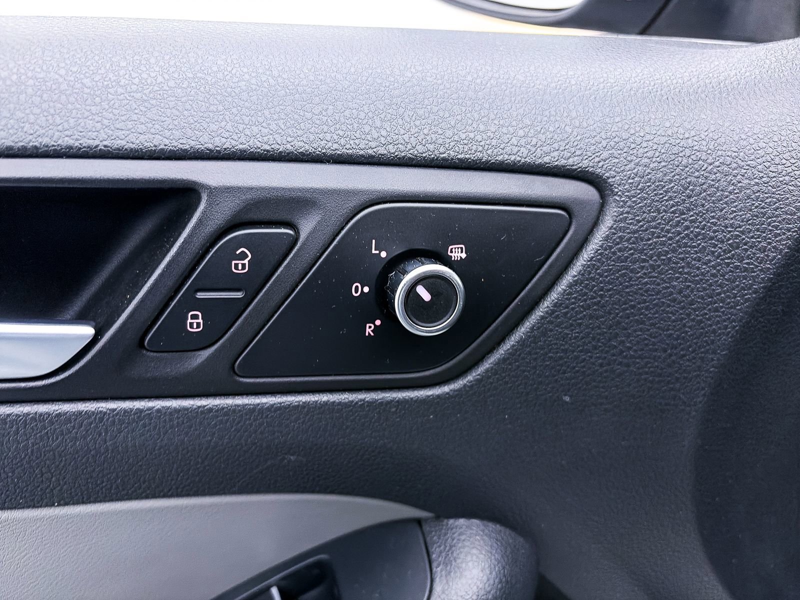 Used 2013 Volkswagen Jetta SEL image 14