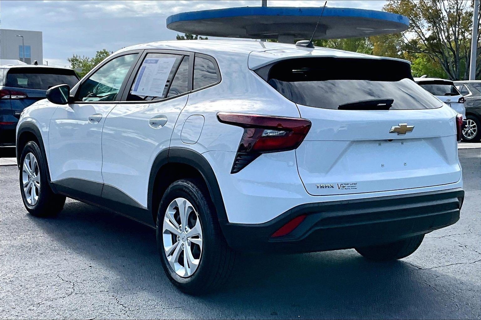 Certified 2024 Chevrolet Trax LS FWD image 3