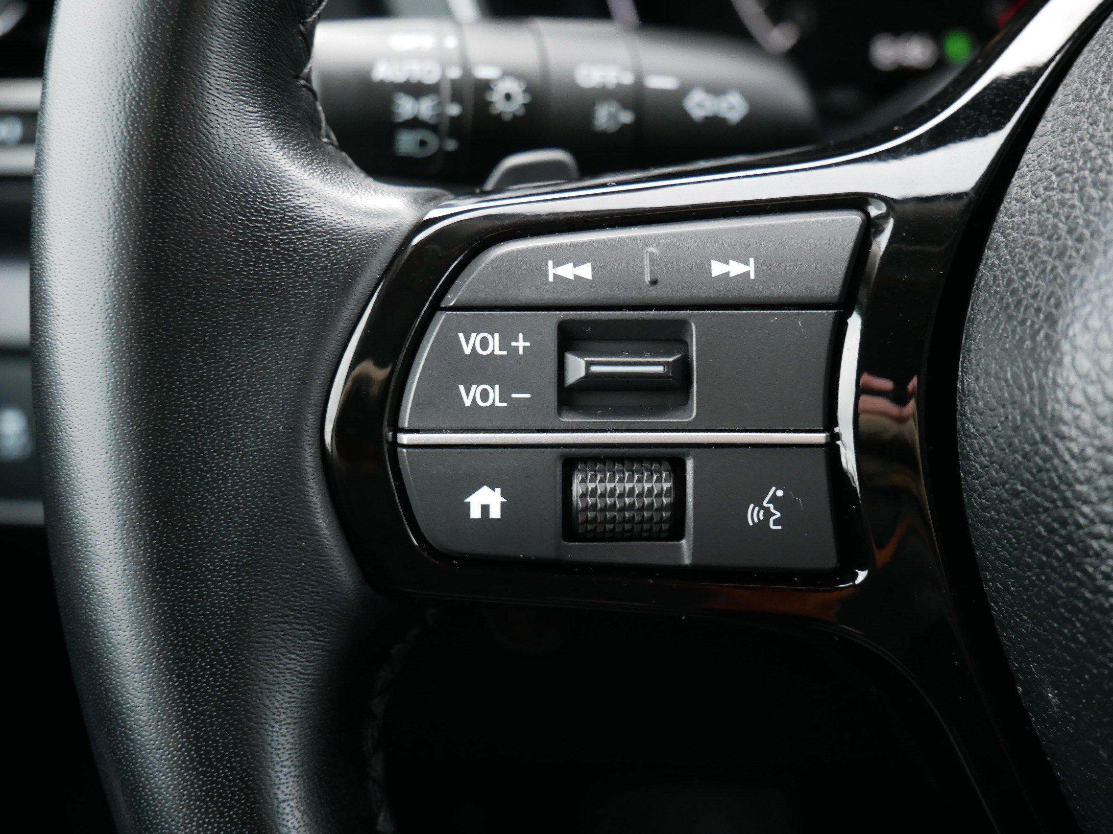 Used 2024 Honda Pilot EX-L image 29