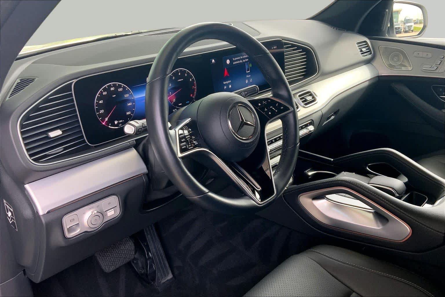 Used 2025 Mercedes-Benz GLE 350 4MATIC image 16