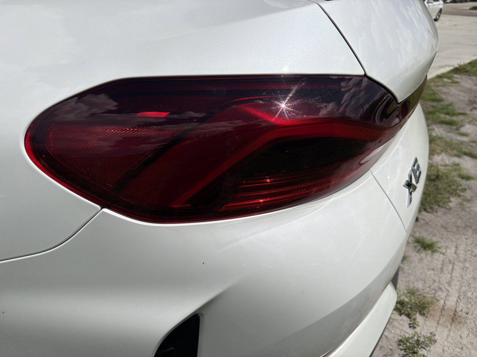 Used 2022 BMW X6 xDrive40i w/ Executive Package AWD/4WD image 11