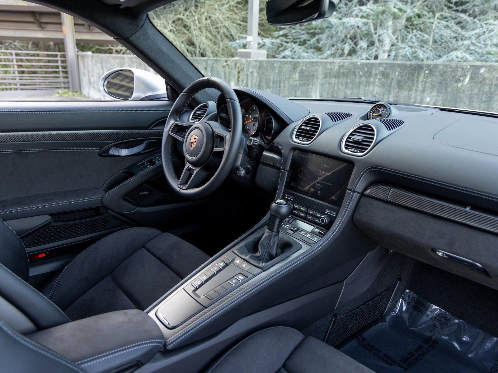 Certified 2025 Porsche 718 Cayman GT4 RS RWD image 55