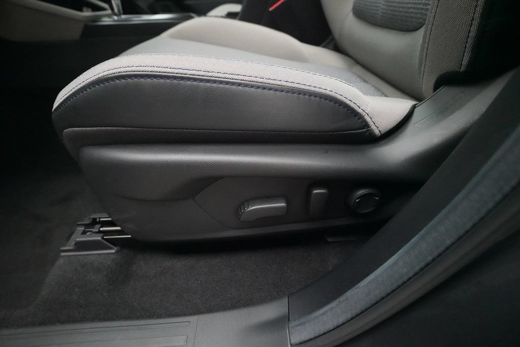 Certified 2026 Subaru Forester Premium AWD/4WD image 29
