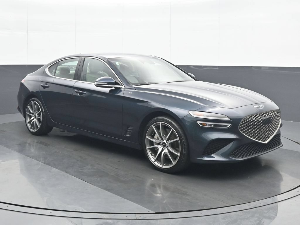 Used 2024 Genesis G70 2.5T RWD image 9