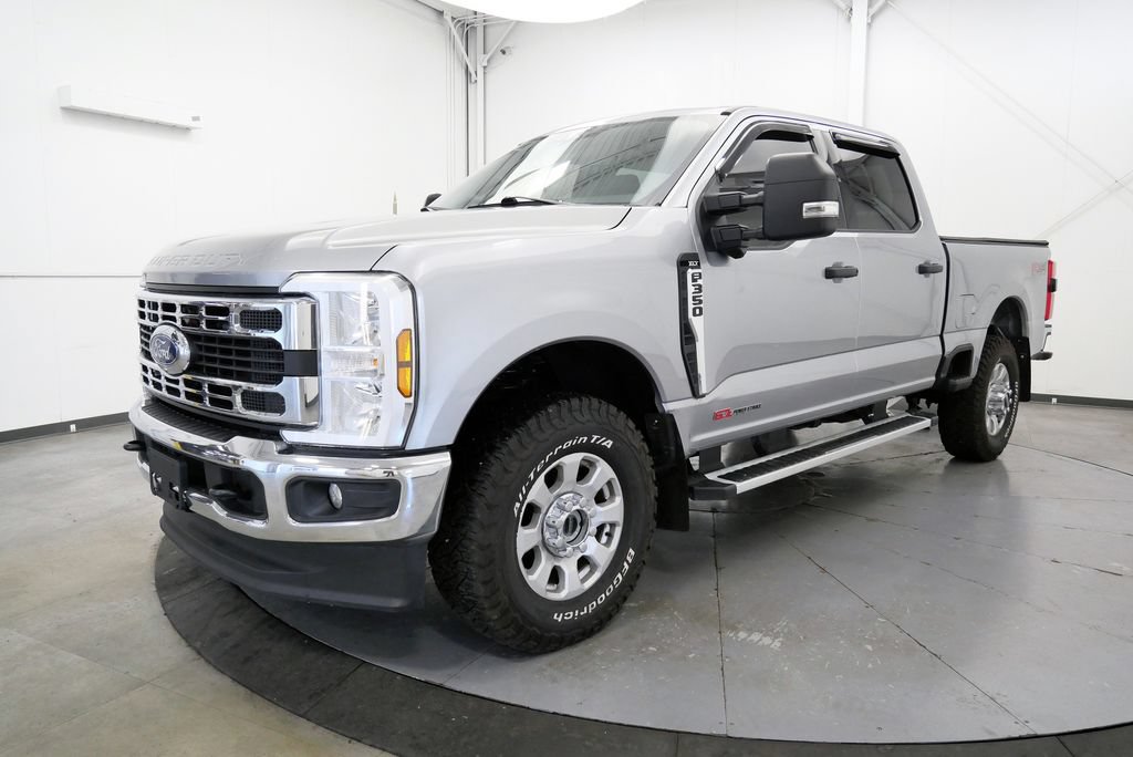 Used 2024 Ford F350 XLT w/ 360-Degree Camera Package AWD/4WD image 3