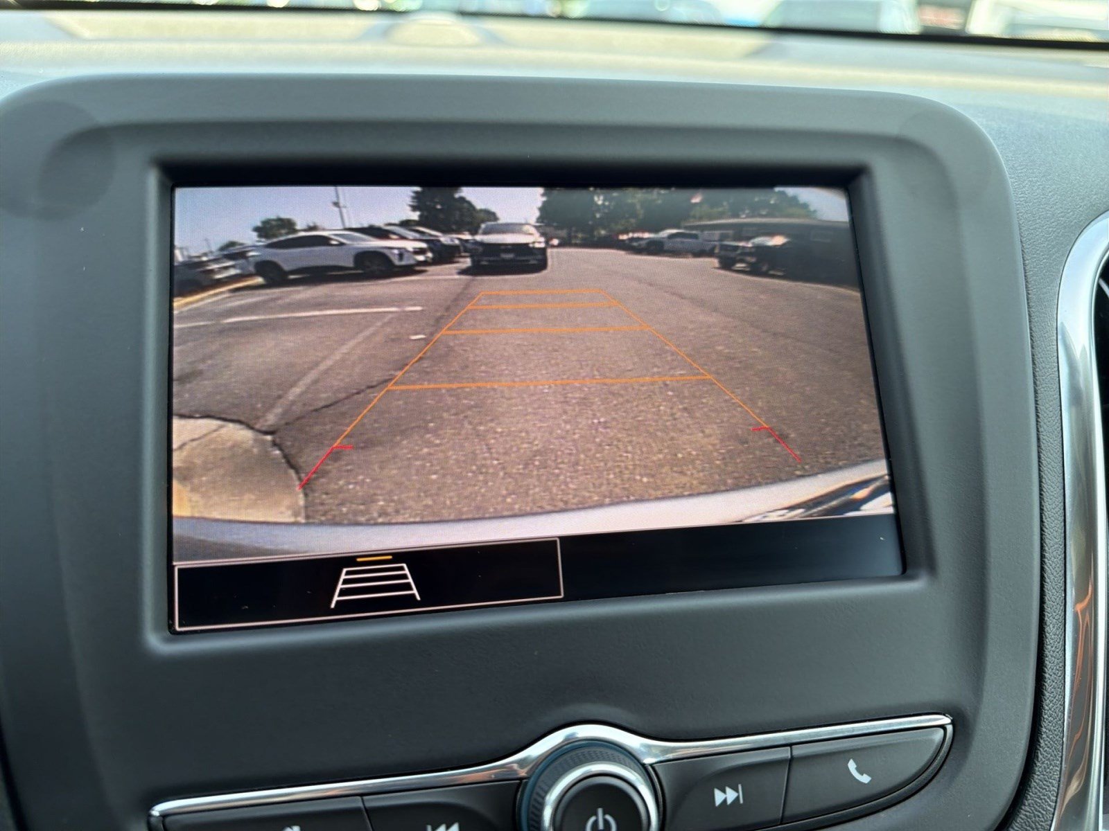 Used 2024 Chevrolet Equinox LT AWD/4WD image 19