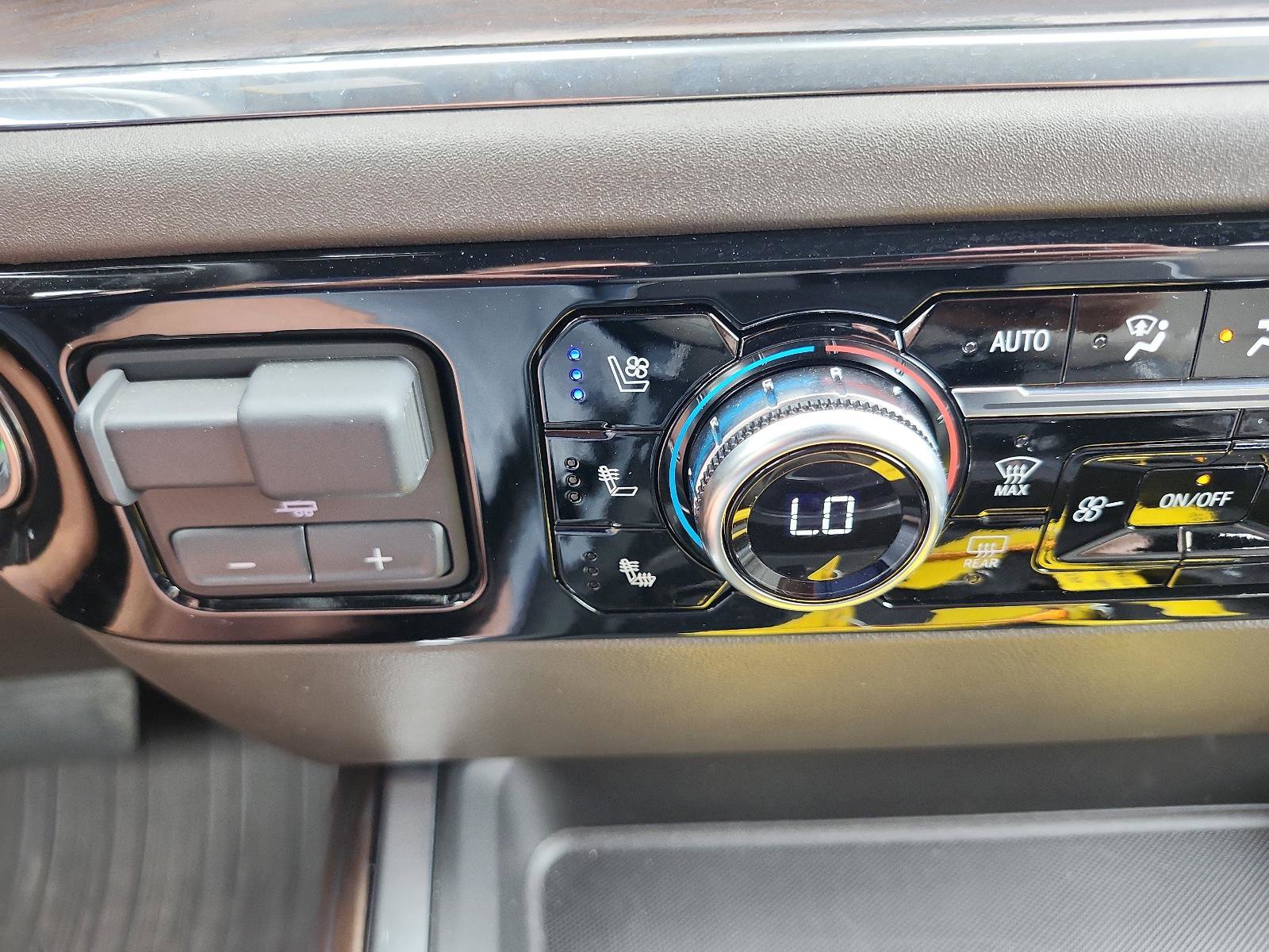 Certified 2025 GMC Sierra 2500 SLT w/ SLT Premium Package image 23