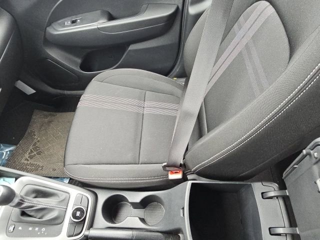 Used 2023 Hyundai Venue SEL image 42