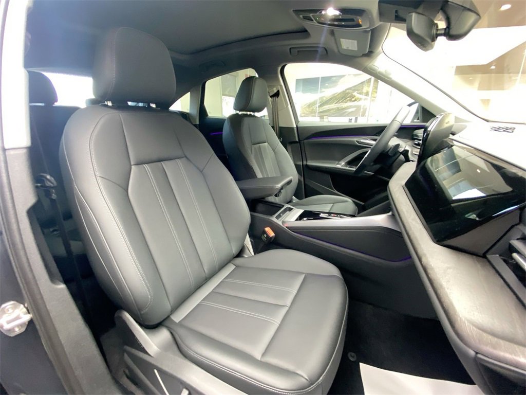 New 2025 Audi Q5 Premium Plus image 24