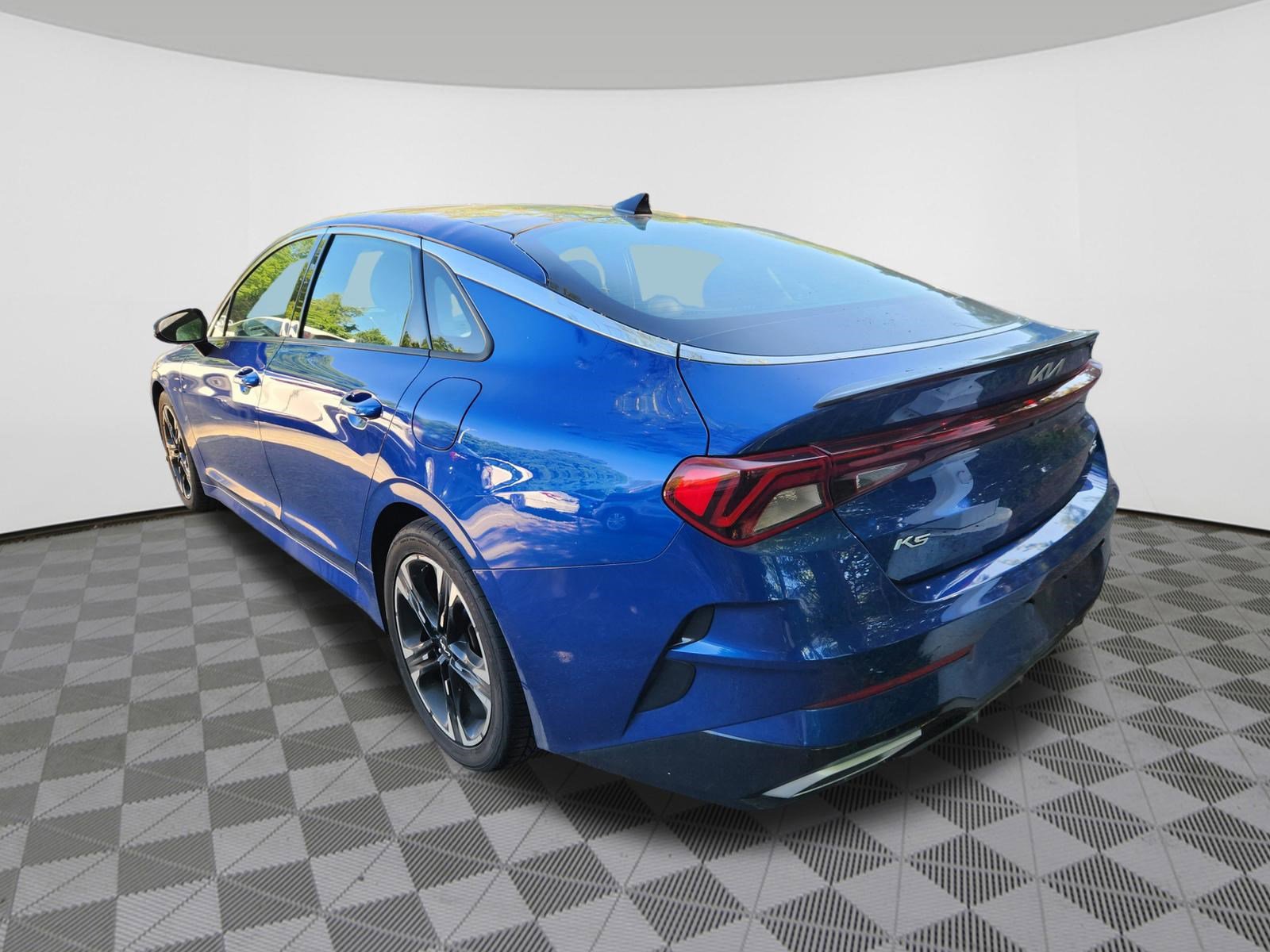 Used 2022 Kia K5 GT-Line w/ GT-Line Awd Premium Package image 3