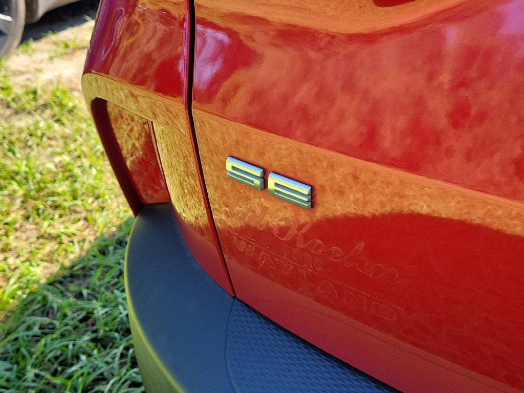 Used 2020 Ford Escape SE FWD image 18