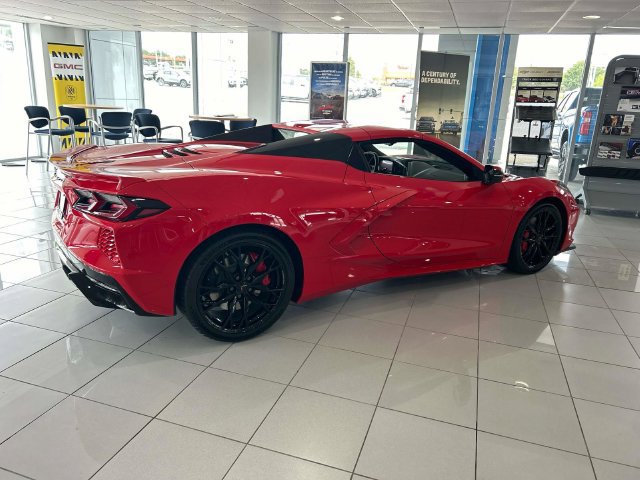 New 2027 Chevrolet Corvette Stingray Convertible w/ Z51 Performance Package RWD image 2