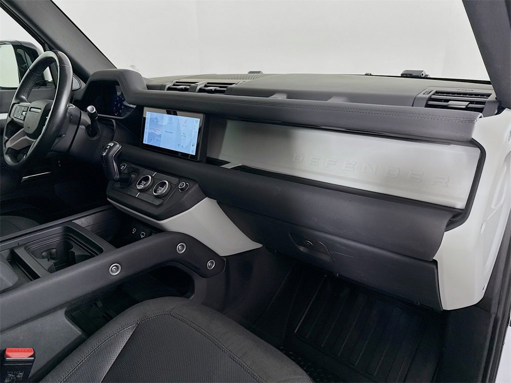 Certified 2020 Land Rover Defender 110 S image 24