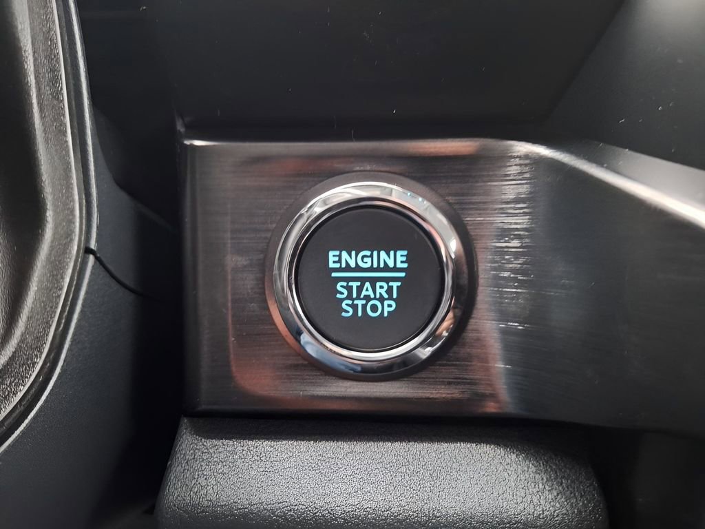 New 2026 Ford F350 Lariat w/ Black Appearance Package image 32