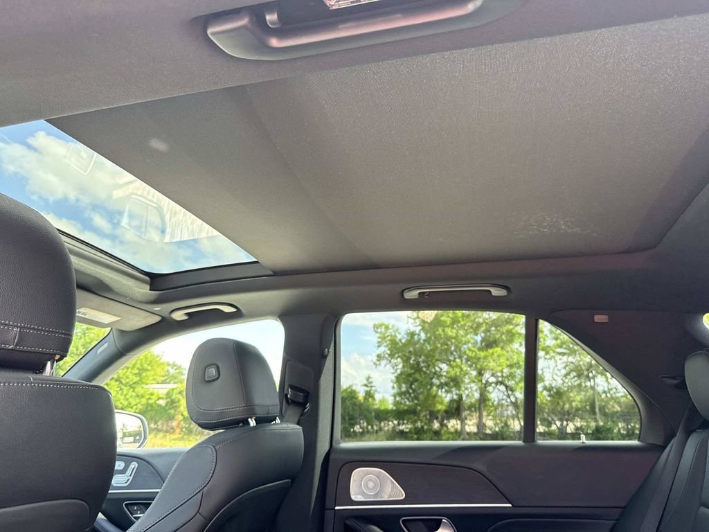 Used 2022 Mercedes-Benz GLE 350 4MATIC image 16